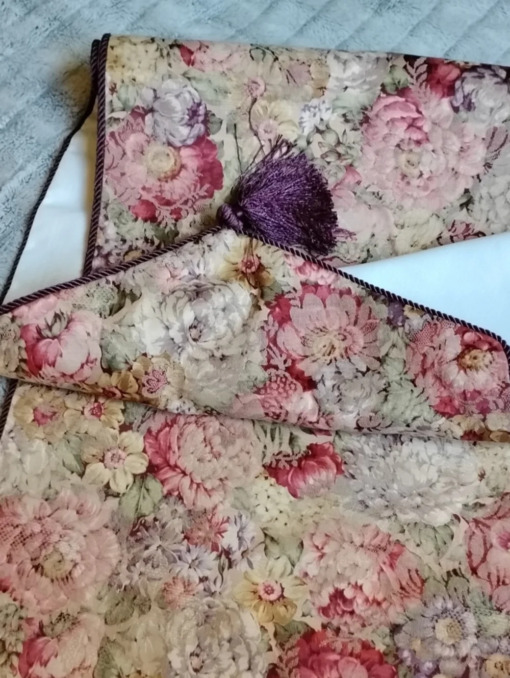 Absolutely Gorgeous! Vintage Floral Tassel Table Runner- Long.